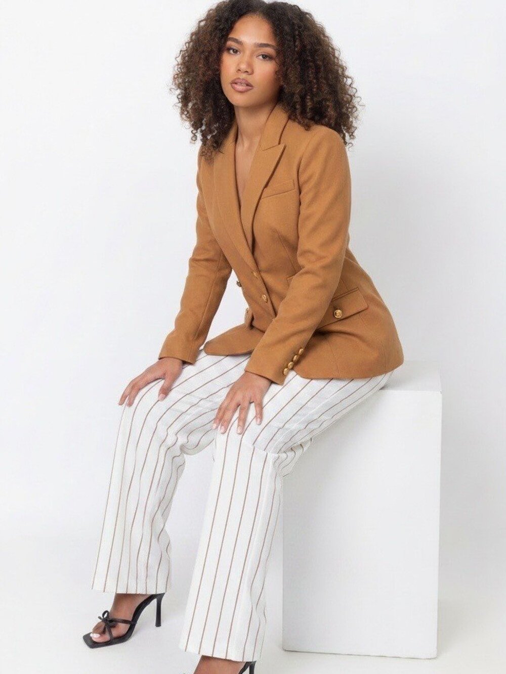 NWT White House Black Market Camel Blazer Sz 12 Gold Buttons $195